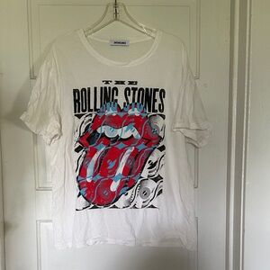 Daydreamer White Rolling Stones Graphic Tee with Red and Blue Tongue